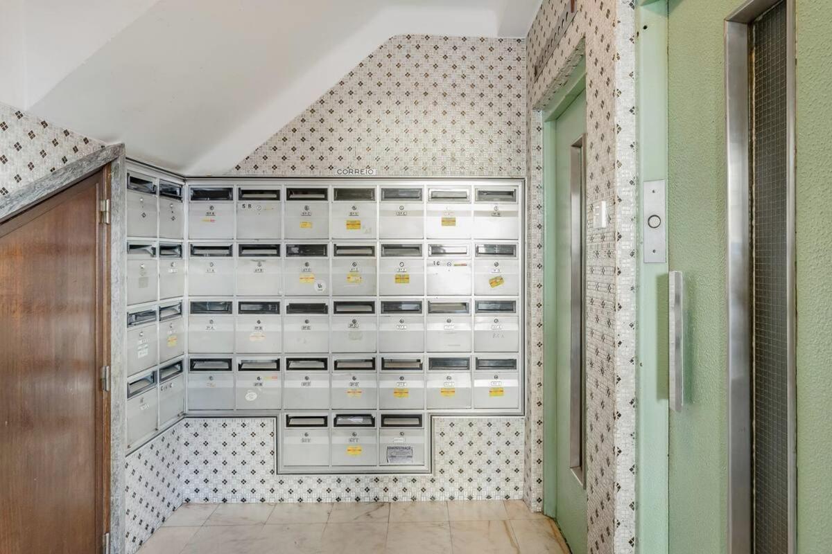 Stylish Ajuda Apartment *