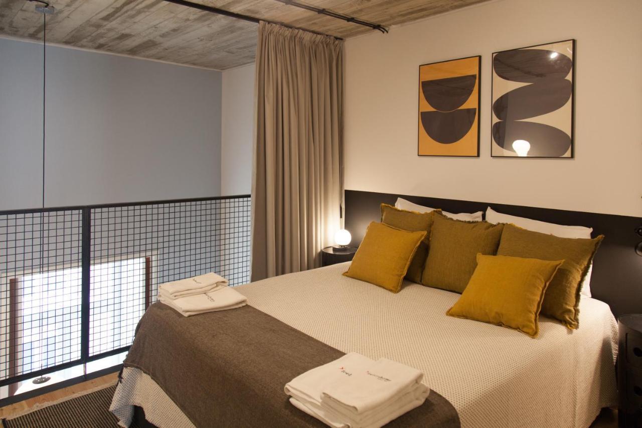 Flh Intendente Elegant Mezzanine With Balcony Lissabon
