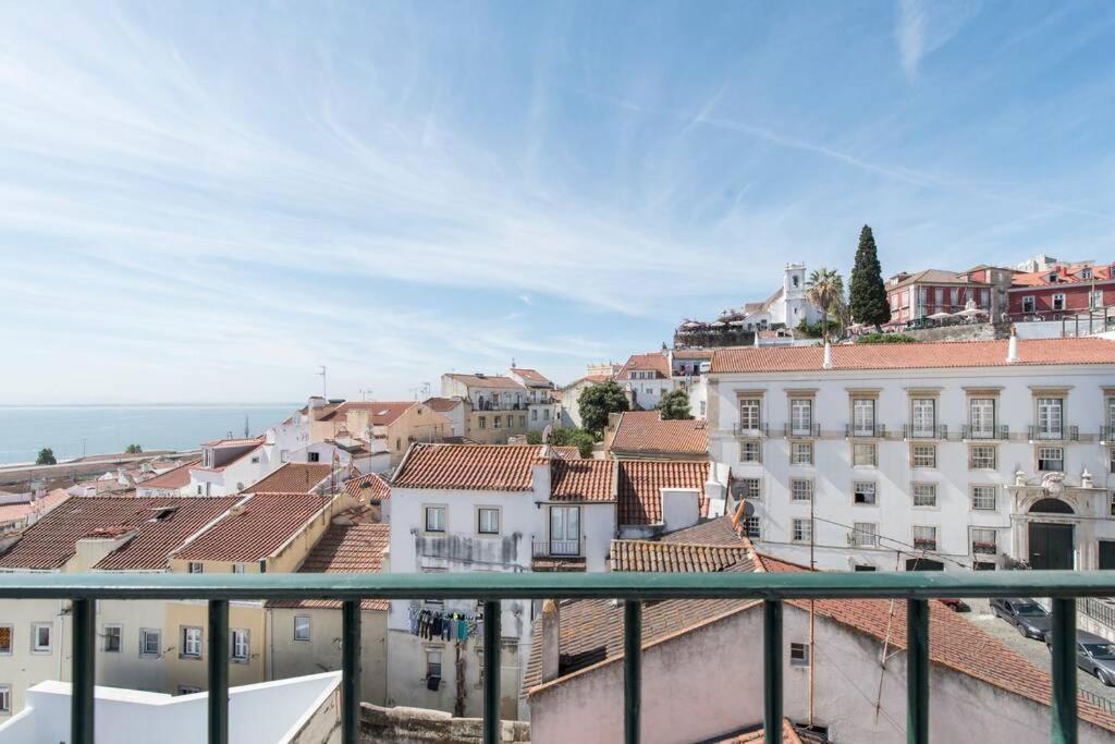 Appartement Alfama Stunning River And Historic Views 2bedrooms & 2bathrooms Ac Balcony 18th Century Building *