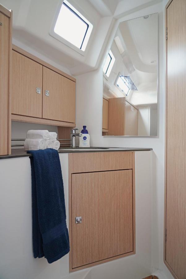 Luxury Sailing Boat Botel