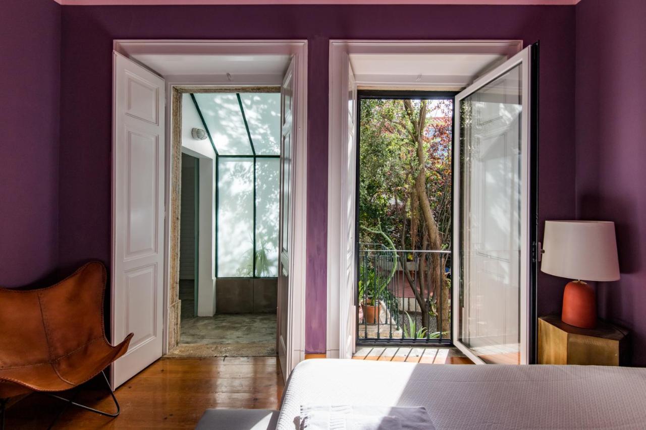 Lost :: Avenida House Gasthuis Lissabon