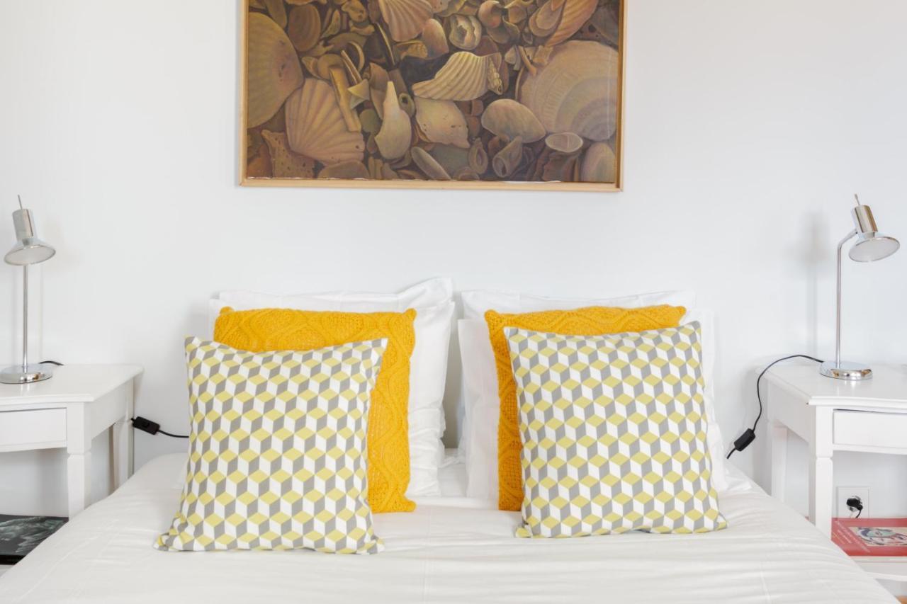 Appartement Amazing Rooftop Terrace With River And Historic View 4 Bedrooms 4 Bathrooms Ac 19th Century Building Chiado