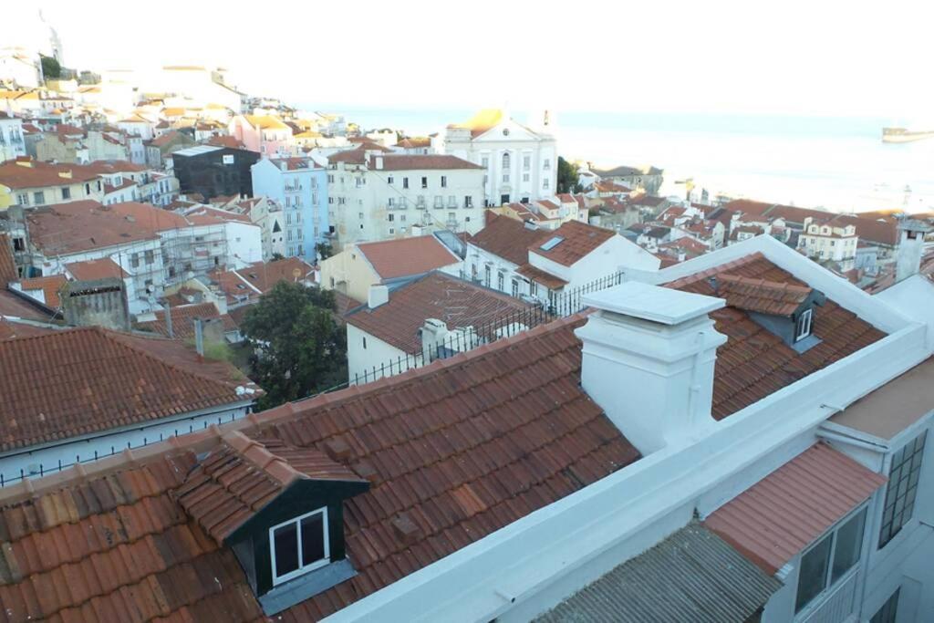 Appartement Alfama Stunning River And Historic Views 2bedrooms & 2bathrooms Ac Balcony 18th Century Building