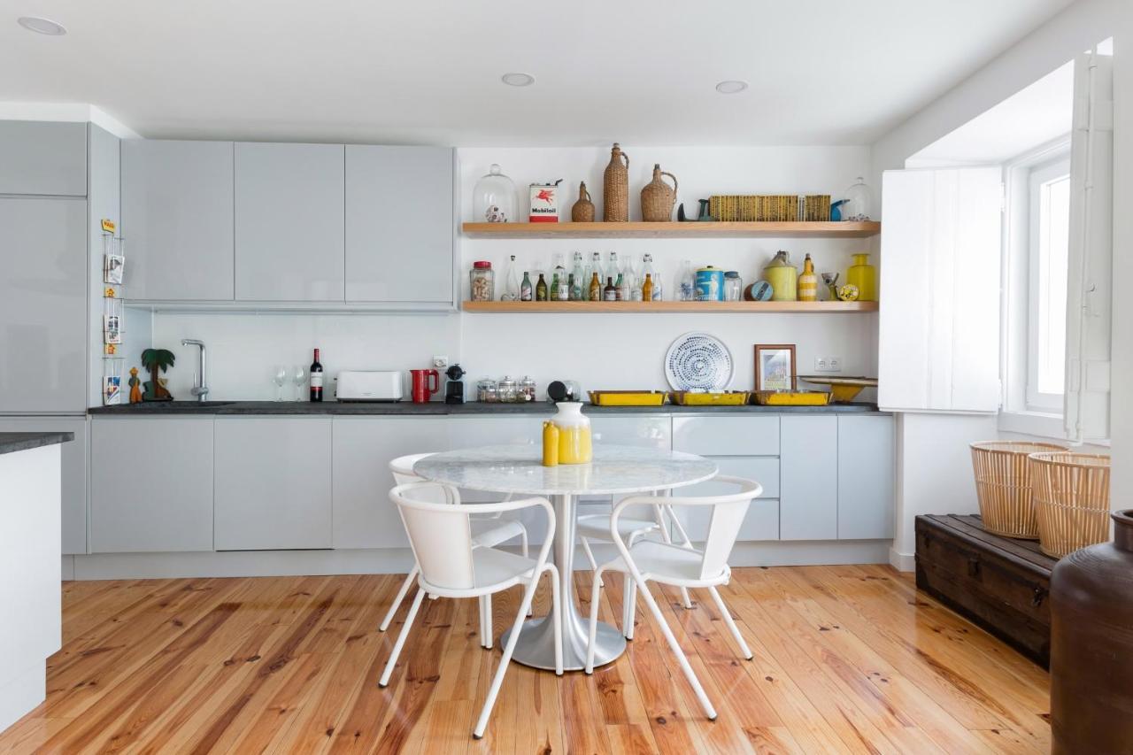 Appartement Alfama Terrace River And Historic View Spacious And Charming Ground Floor 18th Century Building Lissabon
