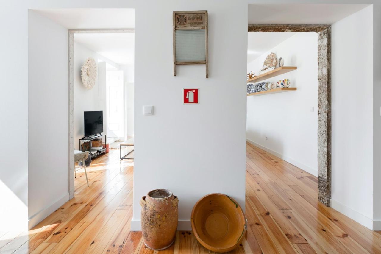 Appartement Alfama Terrace River And Historic View Spacious And Charming Ground Floor 18th Century Building *