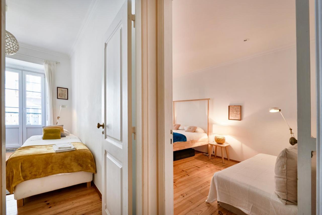 Apartment Spacious Bairro Alto With Courtyard, By Timecooler