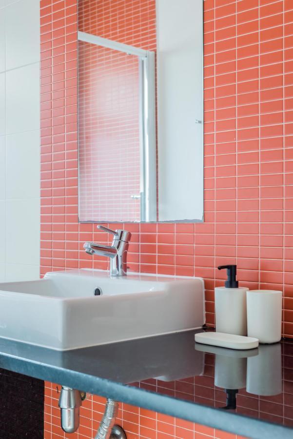 Lx Urban Living Apartment *