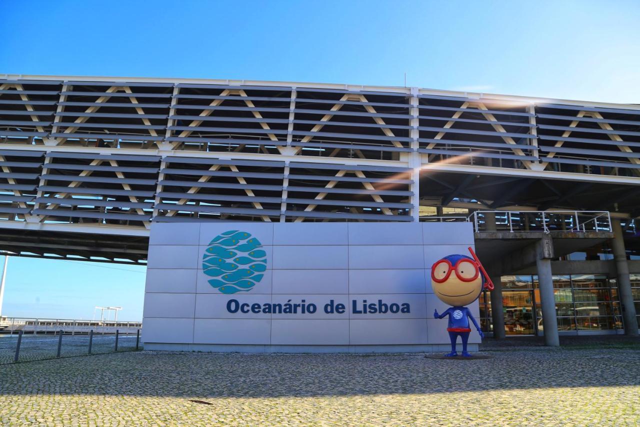 Bom Dia Parque Nacoes Lisboax * Lisbon