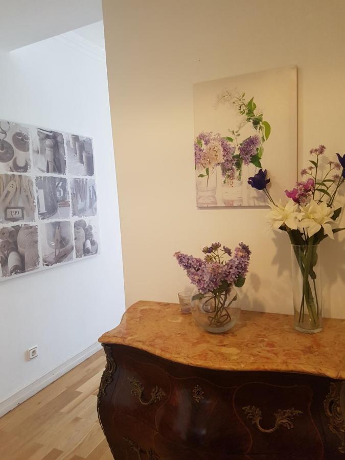 Espaçoso Apartamento Junto Ao Metro Appartement Lisboa