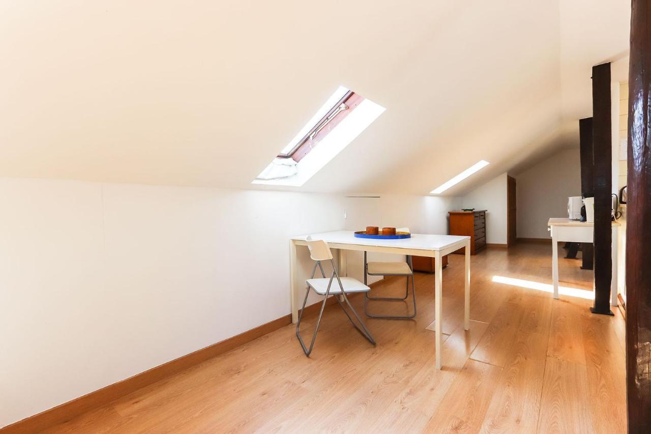 Sunny Attic Loft By Homing * Lissabon