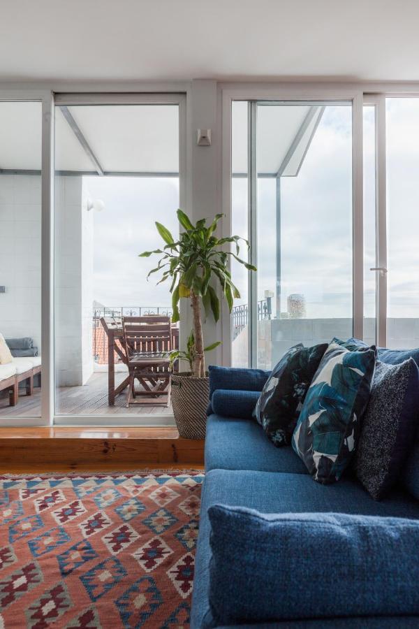 Amazing Rooftop Terrace With River And Historic View 4 Bedrooms 4 Bathrooms Ac 19th Century Building Chiado Appartement