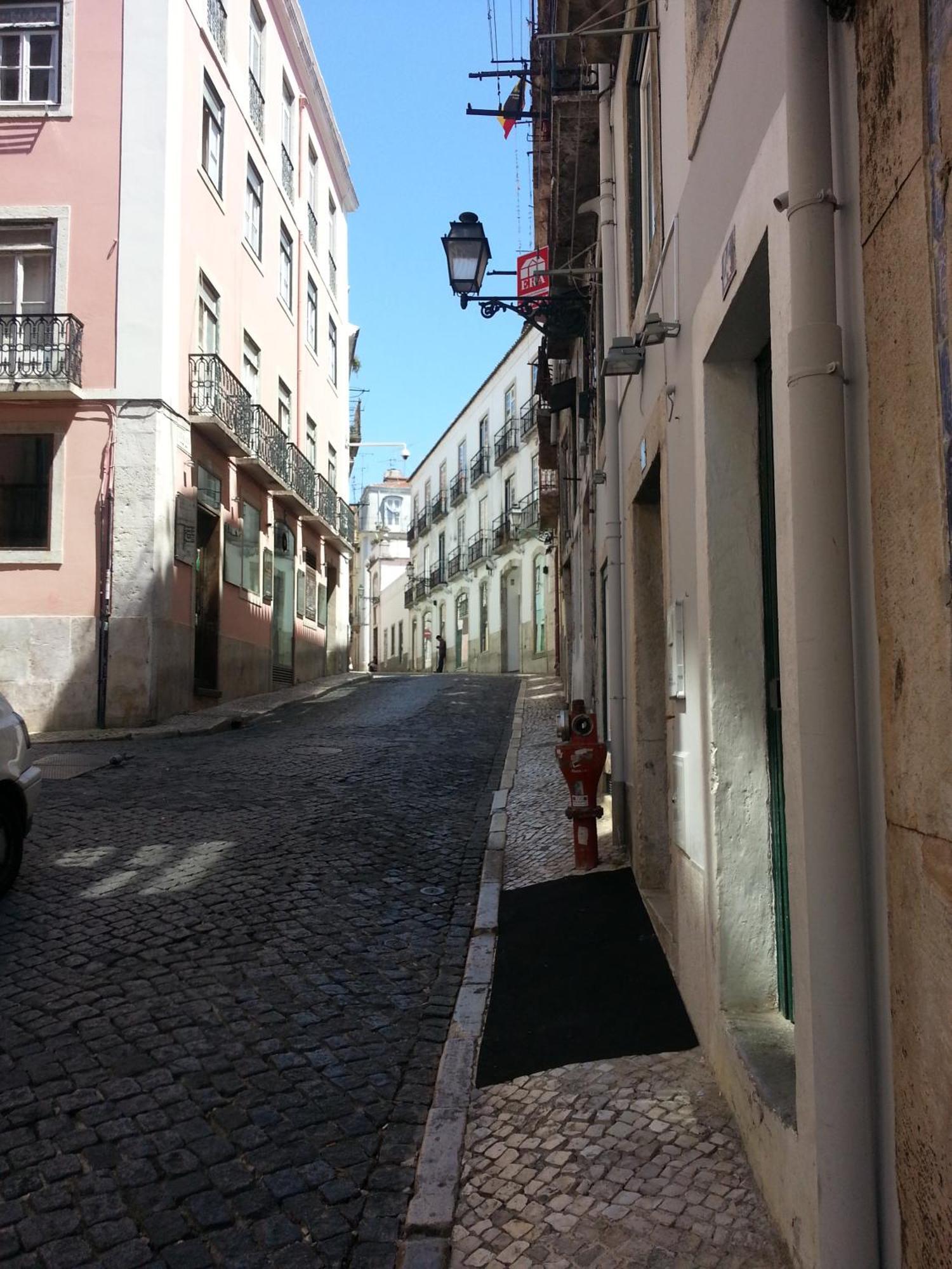 Charming Flat With Balconies Chiado District 2 Bedrooms & Ac 19th Century Building *