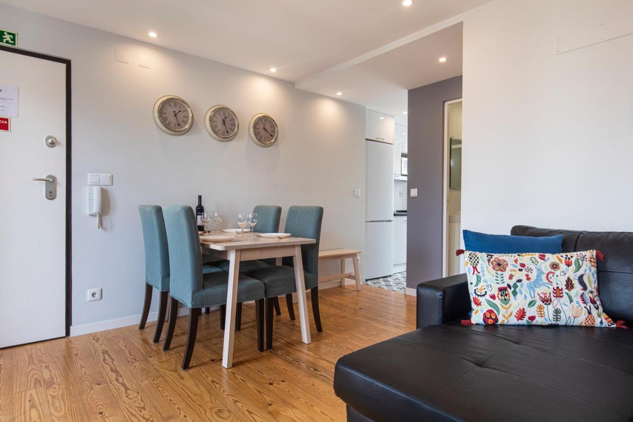 Graceful 2bdr Duplex By Lovelystay Lisboa