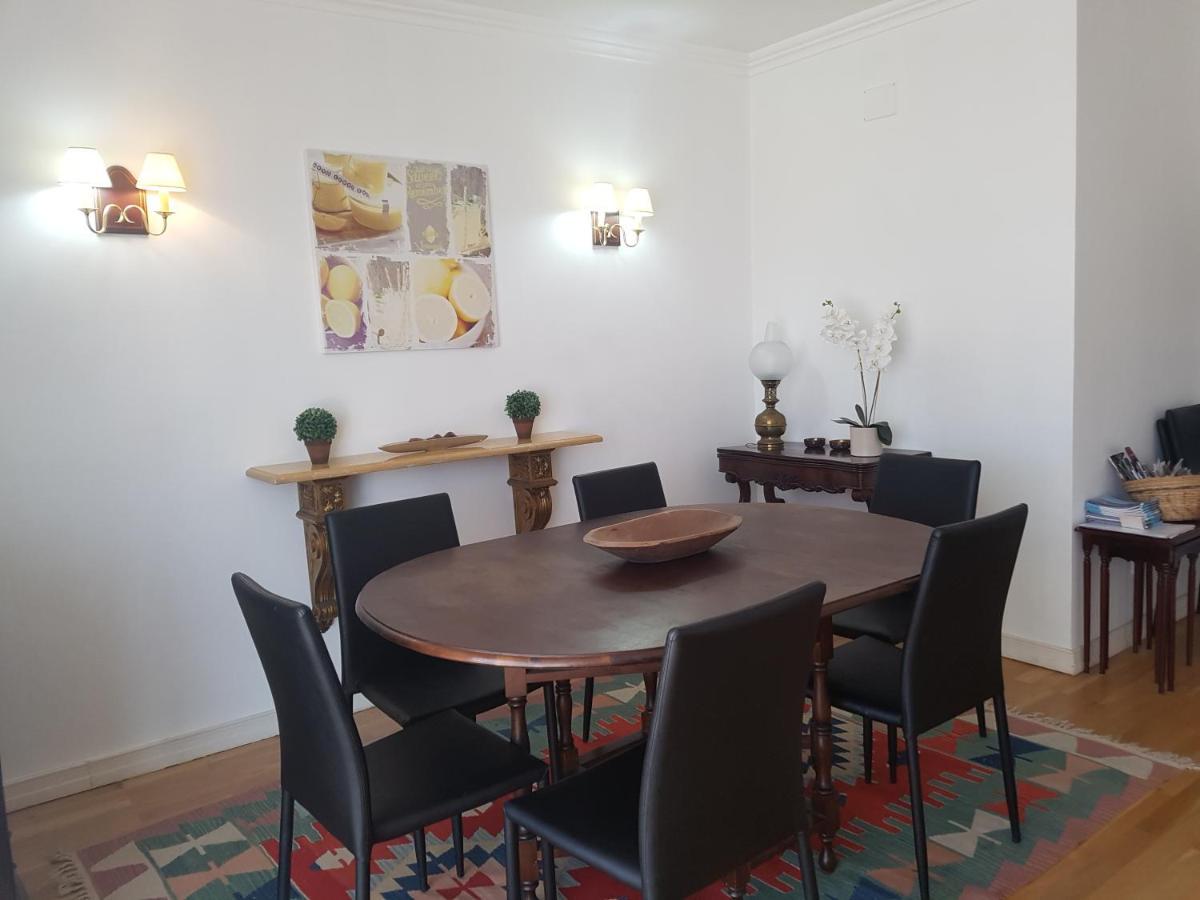 Appartement Espaçoso Apartamento Junto Ao Metro *