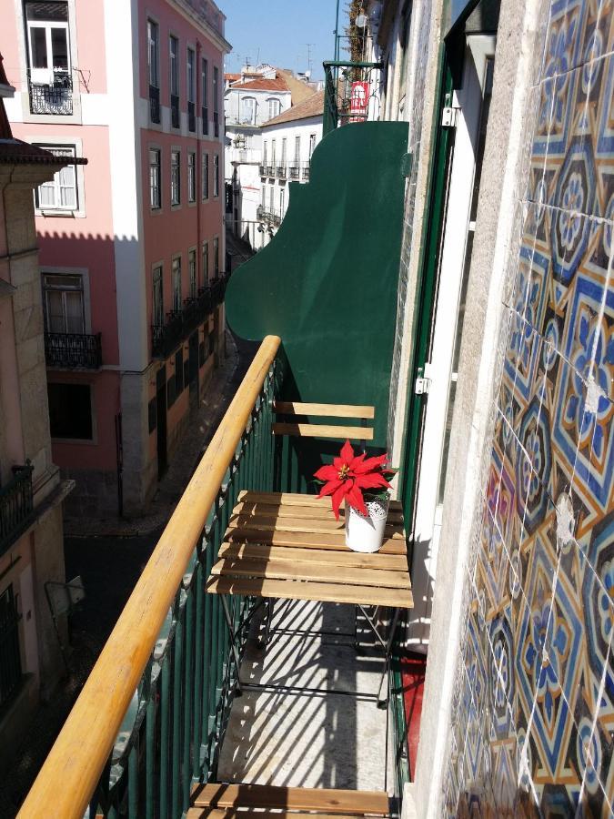 Charming Flat With Balconies Chiado District 2 Bedrooms & Ac 19th Century Building
