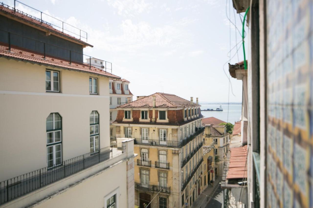 Apartment Trendy And Super 21 By Lisbonne Collection Lissabon
