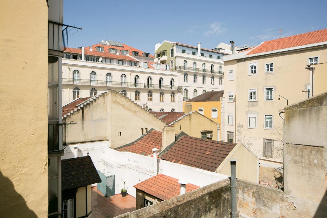 Trendy And Super 21 By Lisbonne Collection * Lissabon