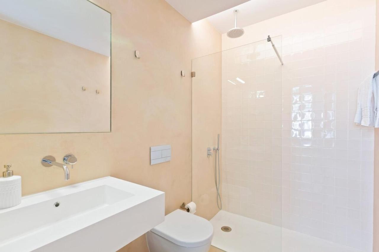 Spacious 1 Bedroom Near Baixa Apartment Lissabon