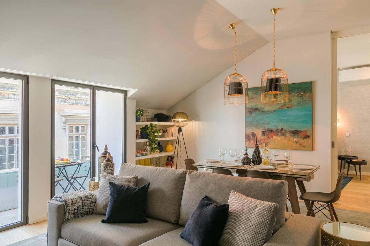 2bdr With Balcony By Lovelystay Apartment Lisbon