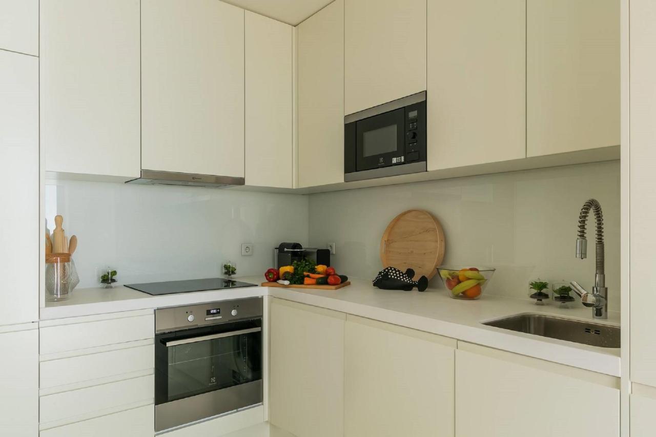 Apartment 2bdr With Balcony By Lovelystay Lisbon
