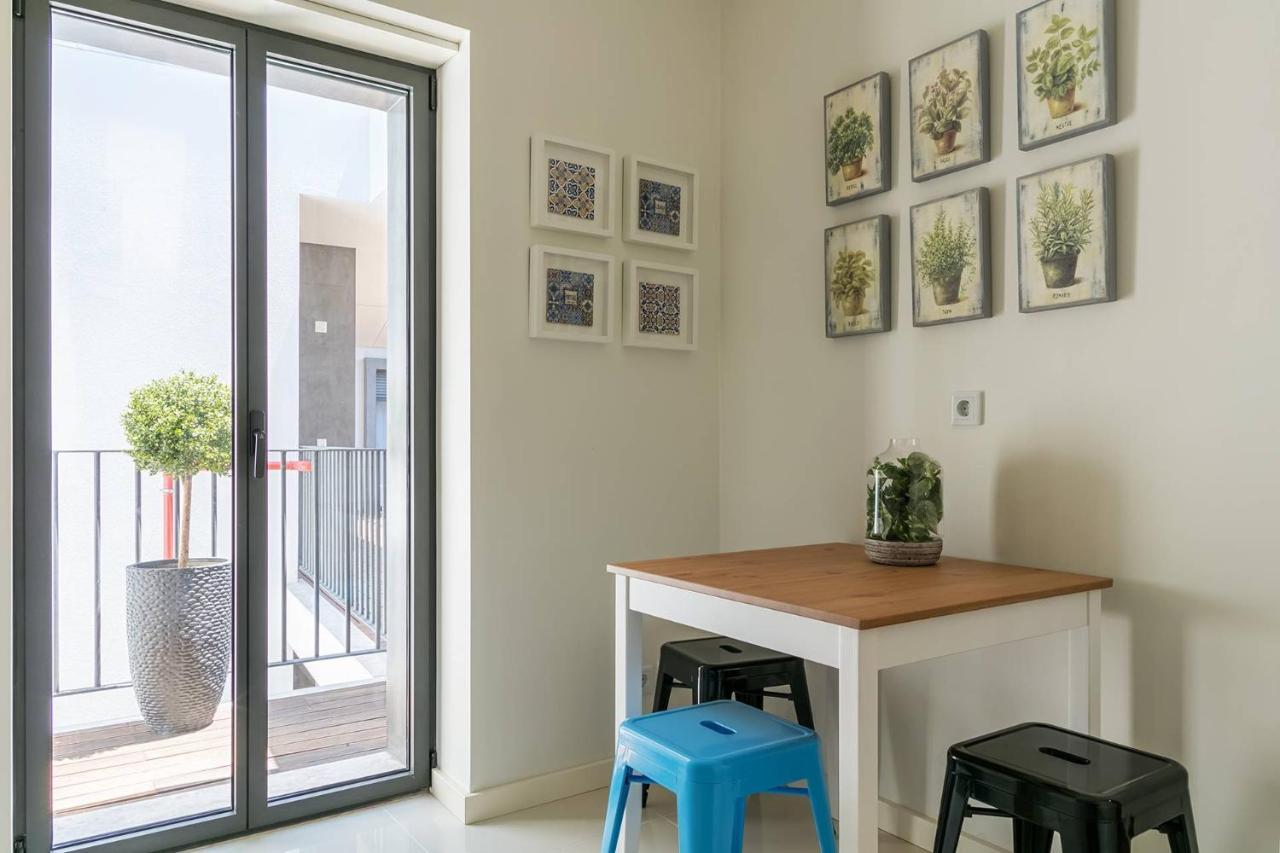Apartment 2bdr With Balcony By Lovelystay Lisbon