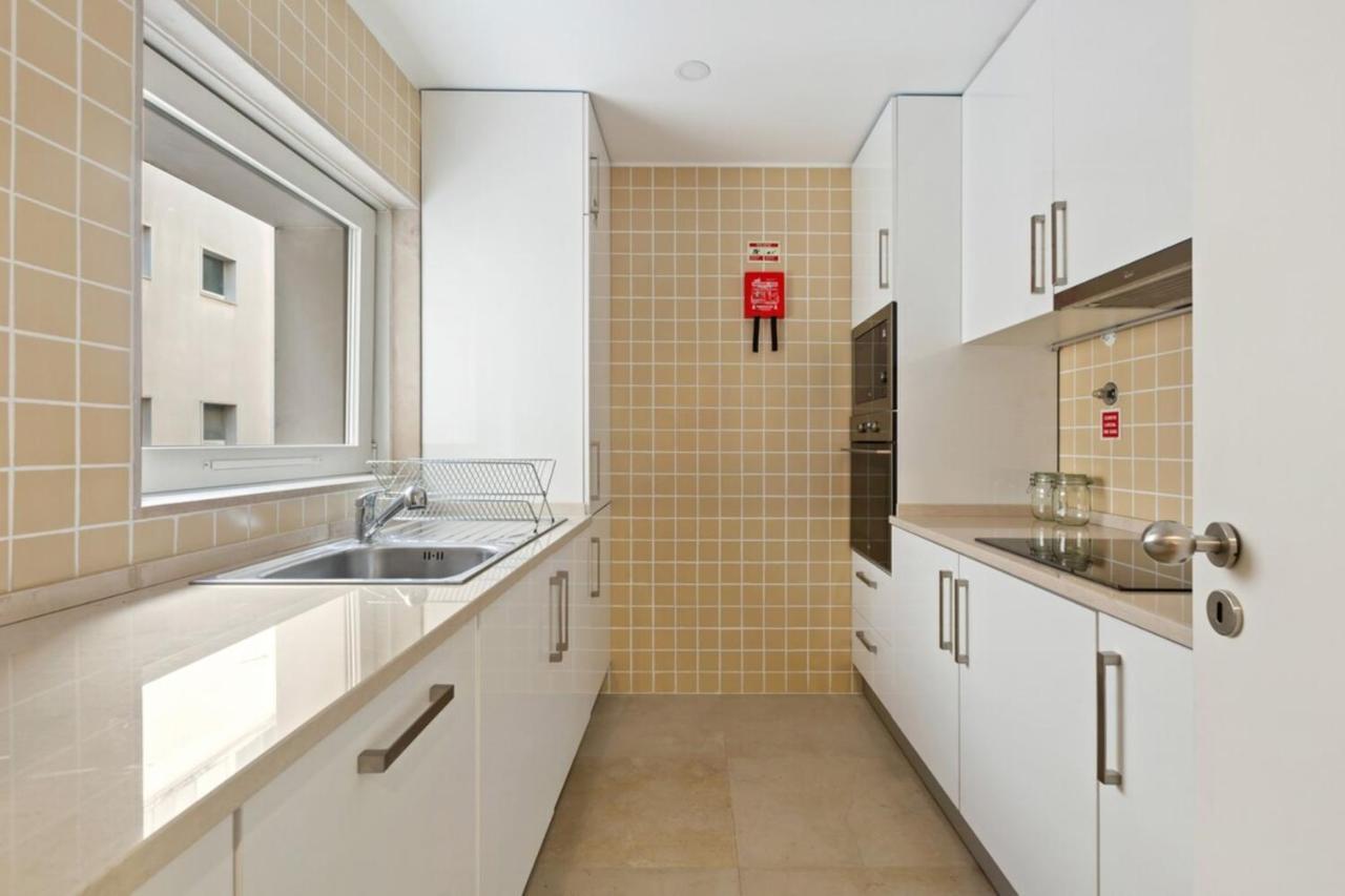 Beautiful 2 Bedroom In Bairro Alto Appartement Lissabon