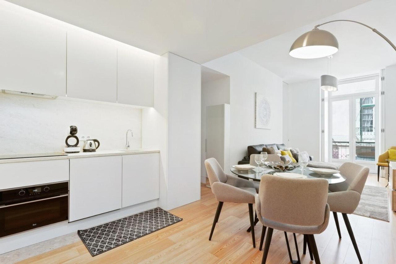 Spacious 1 Bedroom Near Baixa *
