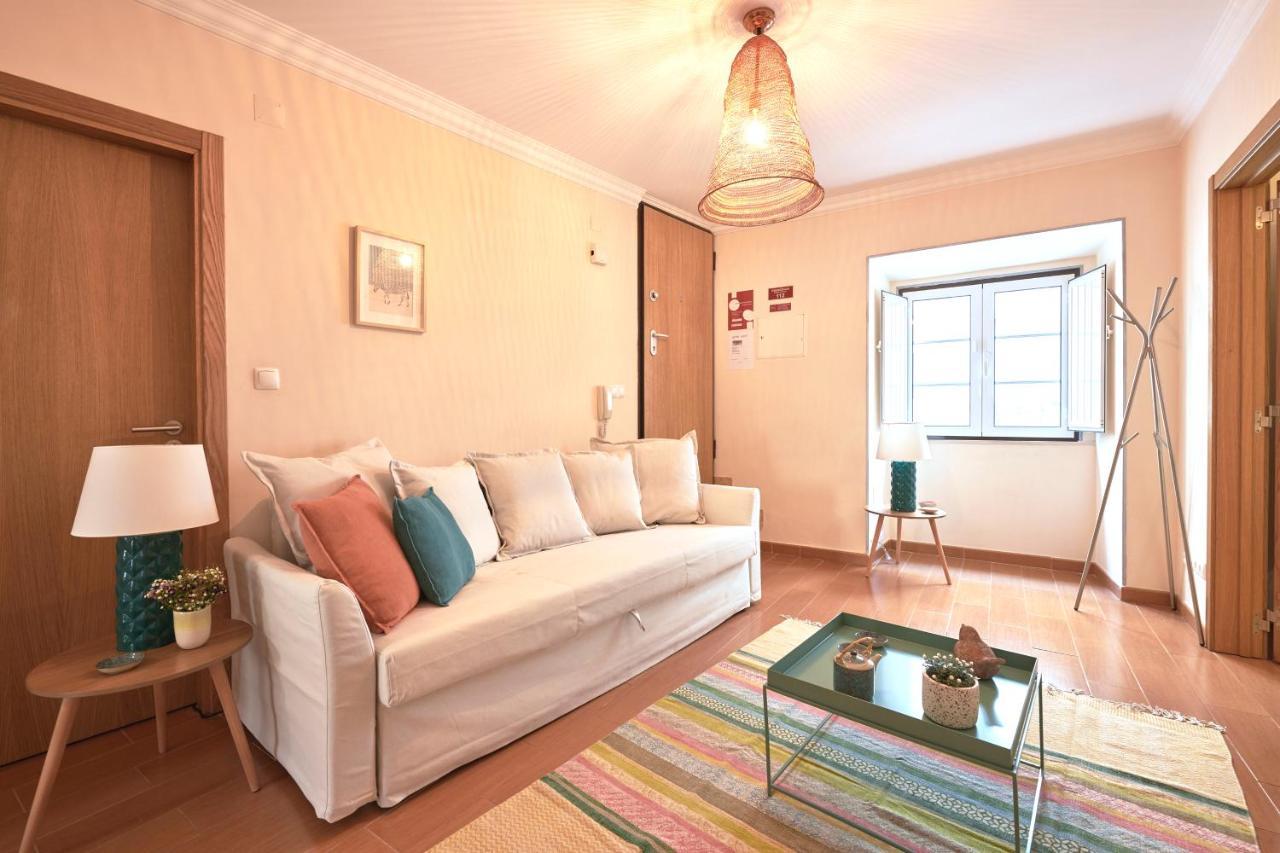 Appartement Idyllic With Amazing Courtyard, By Timecooler Lissabon