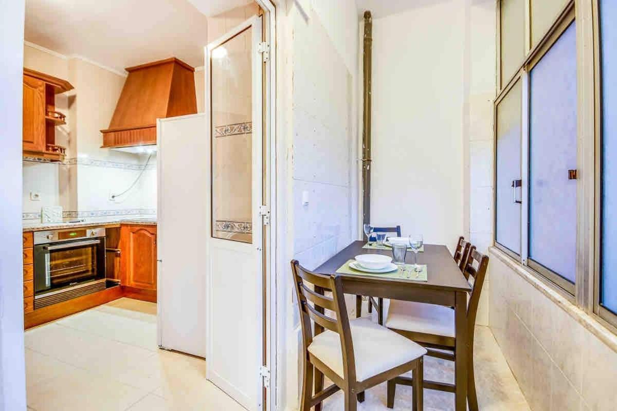 Spacious Alameda Privatunterkunft Lissabon