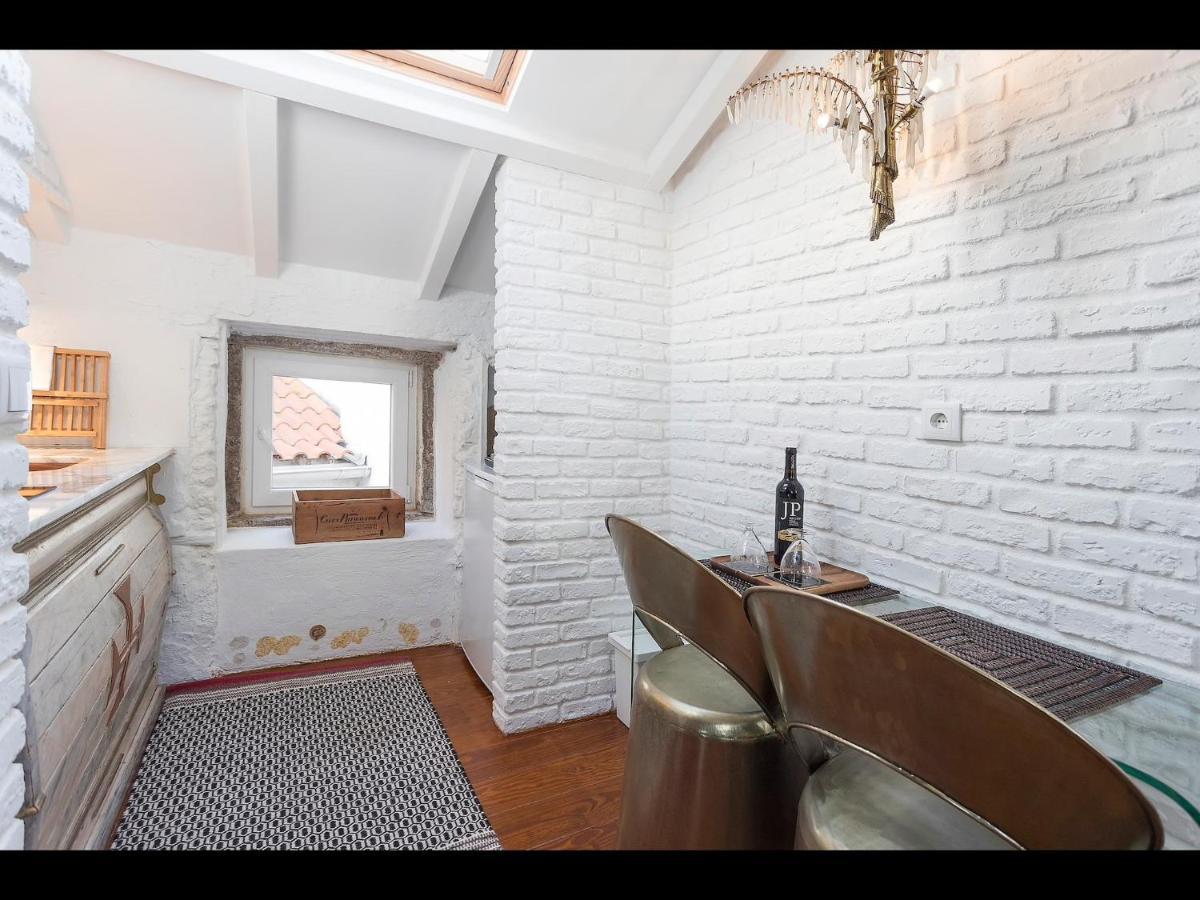 Apartamento Lovelystay - Distinctive & Unique Next To Se Cathedral Of - 5 Min To Chiado