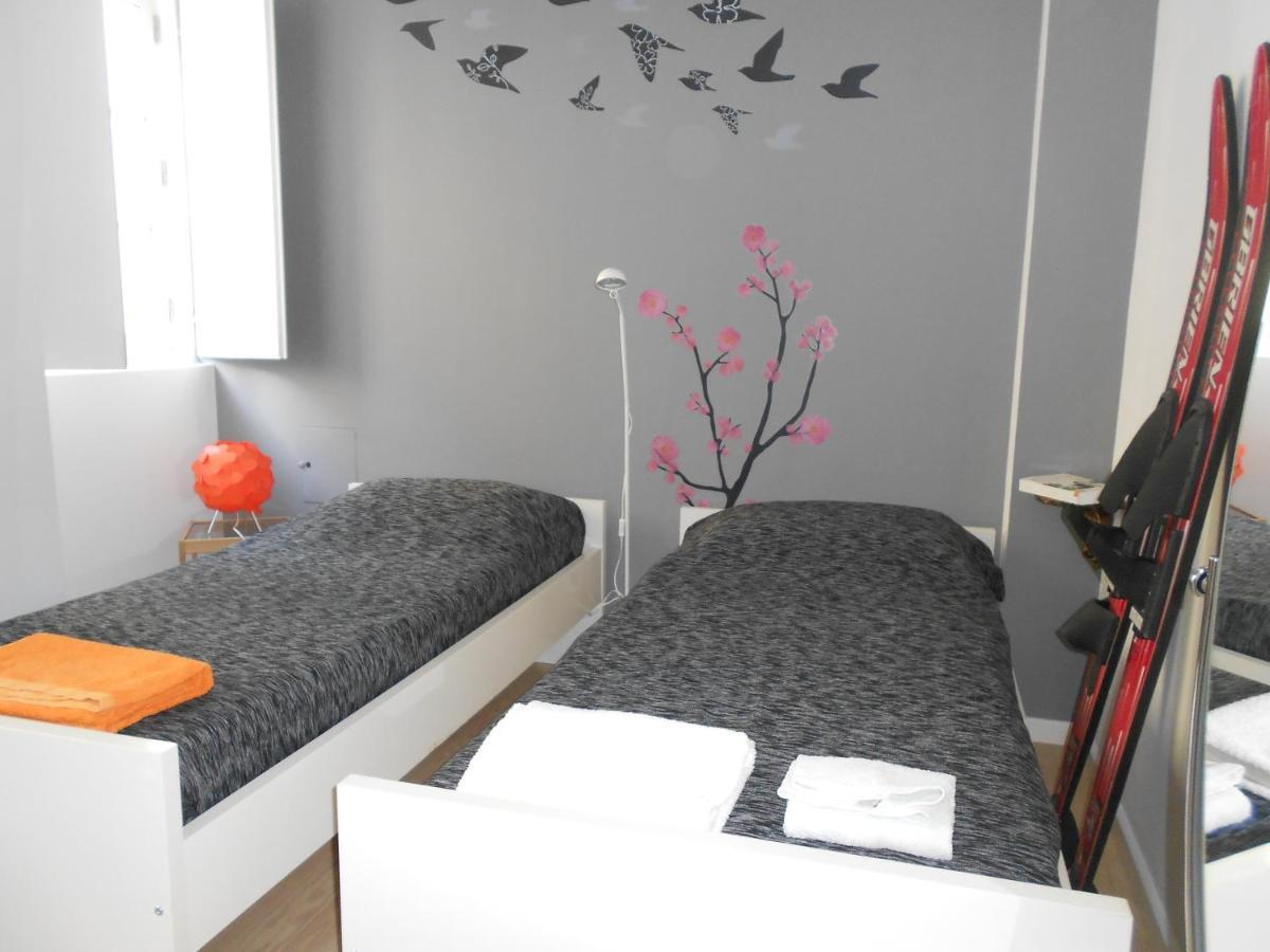 Couette-café Triplex - Com W.c. Privado *