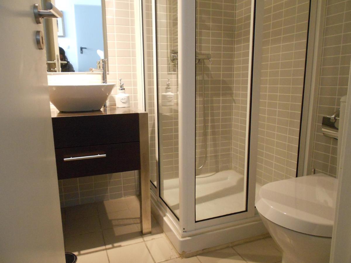 Couette-café Triplex - Com W.c. Privado *