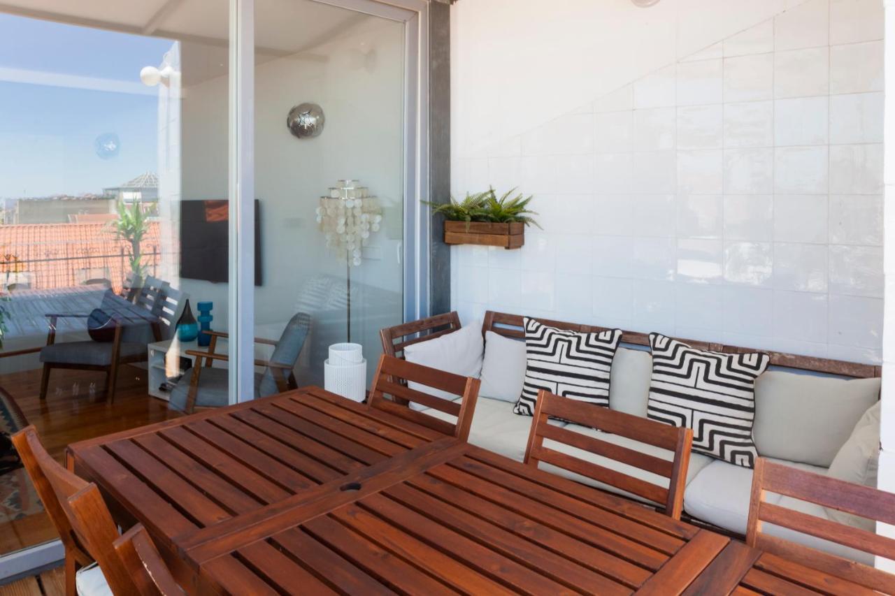 Appartement Amazing Rooftop Terrace With River And Historic View 4 Bedrooms 4 Bathrooms Ac 19th Century Building Chiado