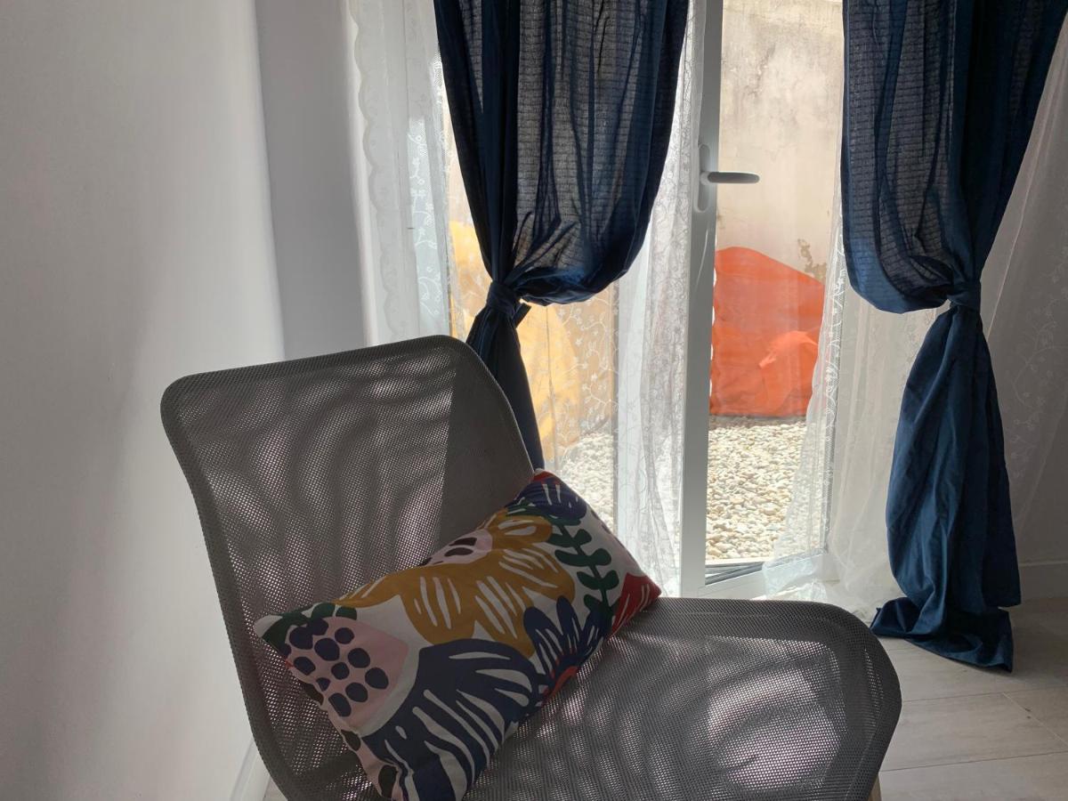 Bed & Breakfast Santo Amaro Lissabon