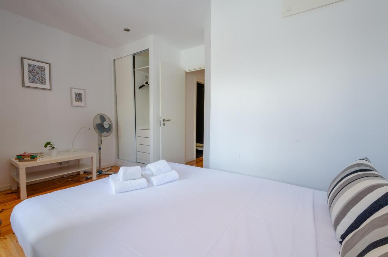 Flat Near Avenida Apartamento