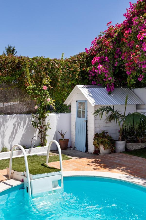 Hébergement de vacances Altido Exclusive Villa With Terrace And Swimming Pool Lisboa
