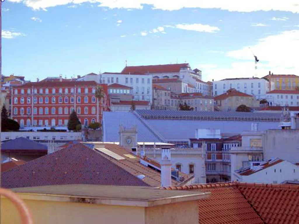 Apartment Lisbon Apartment *