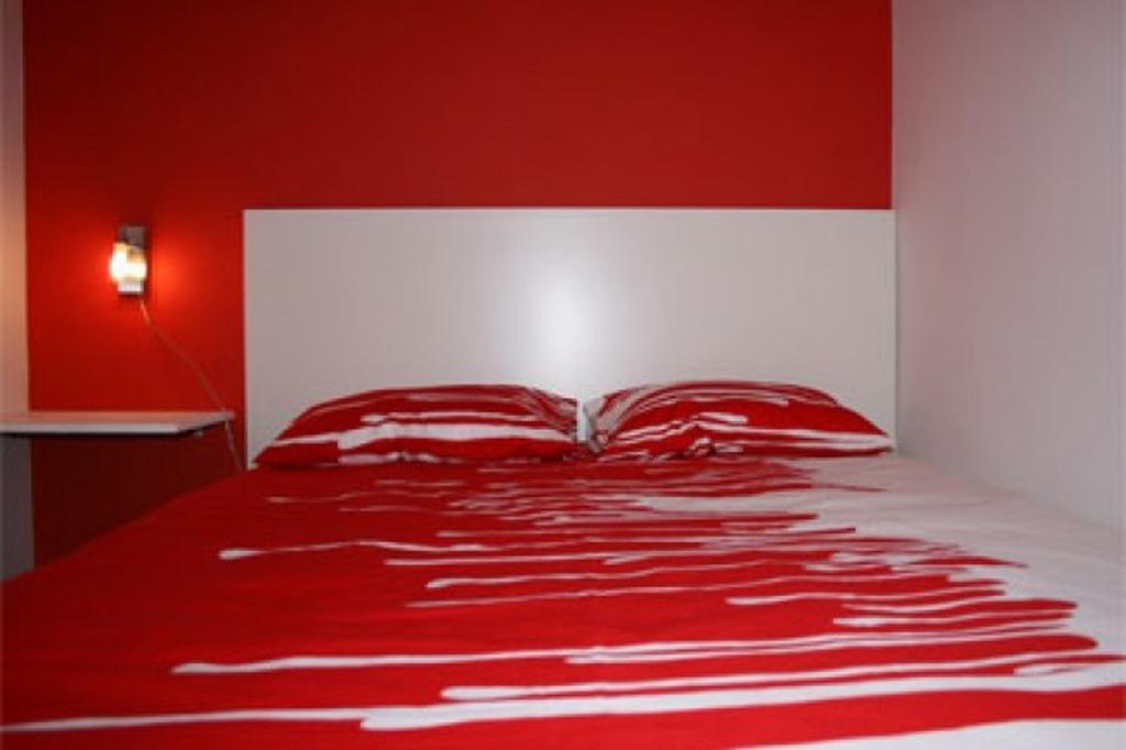 Lisbon Apartment *