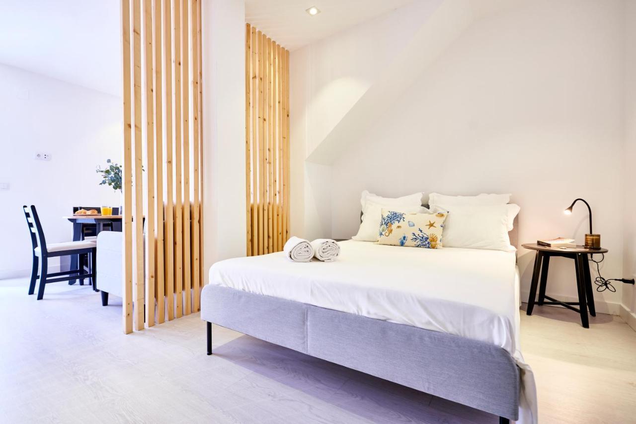 Appartement Altido Stylish Studio For Great Holidays In *