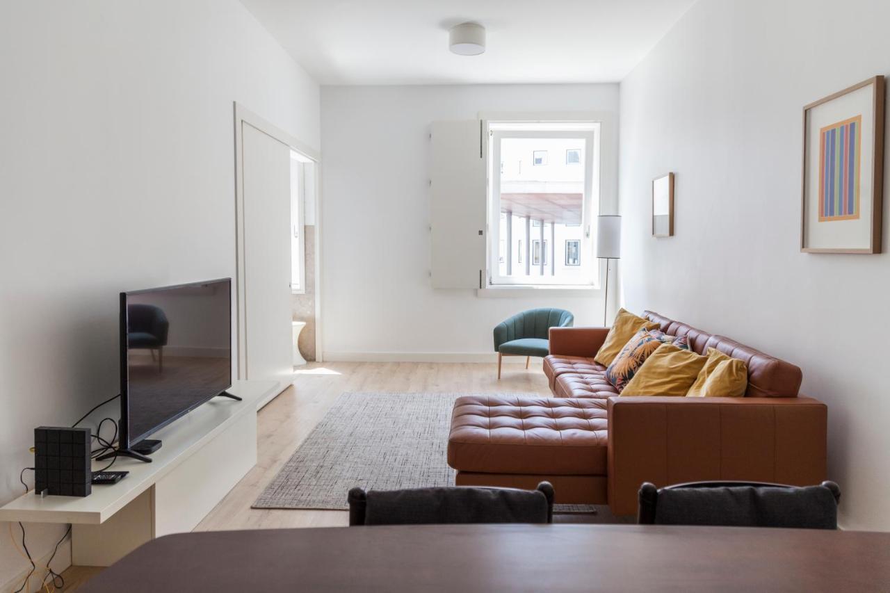 Classy 2bdr In Downtown By Lovelystay *