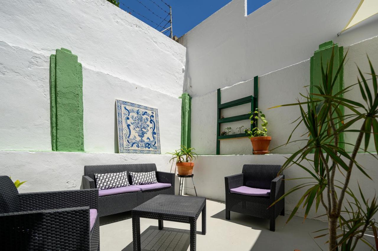 Terrace Hostel *