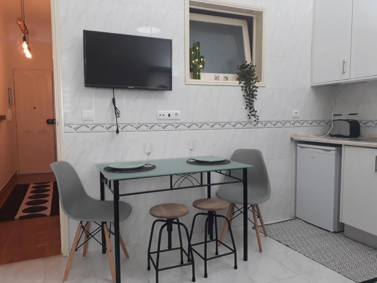 Nas Olaias A 5 Minutos Da Faculdade Isel E Ist Appartement