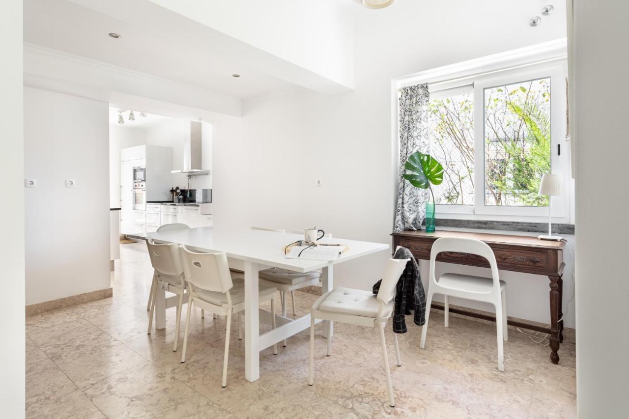 Hébergement de vacances Altido Exclusive Villa With Terrace And Swimming Pool