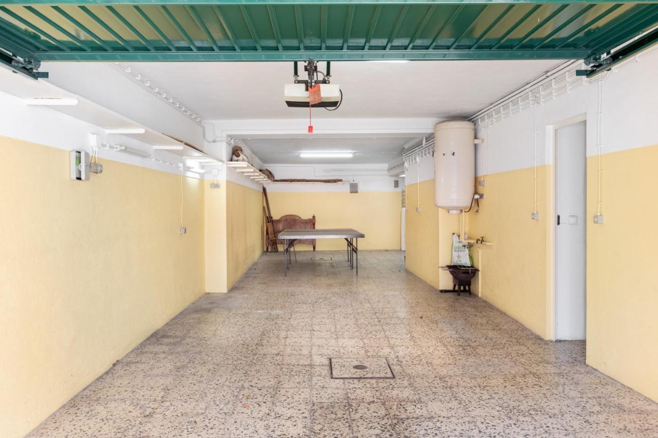 Hébergement de vacances Altido Exclusive Villa With Terrace And Swimming Pool Lisboa