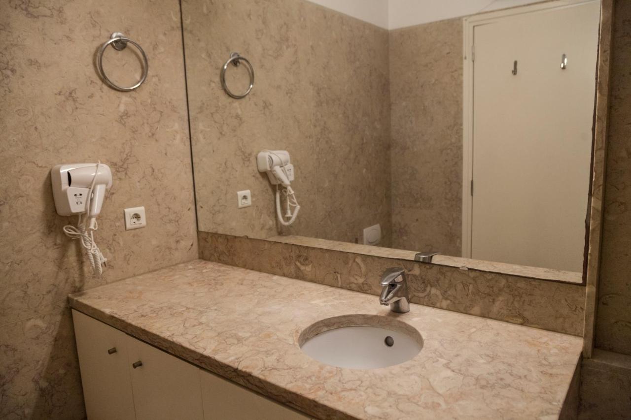 Apartment Classy 2bdr In Downtown By Lovelystay Lissabon