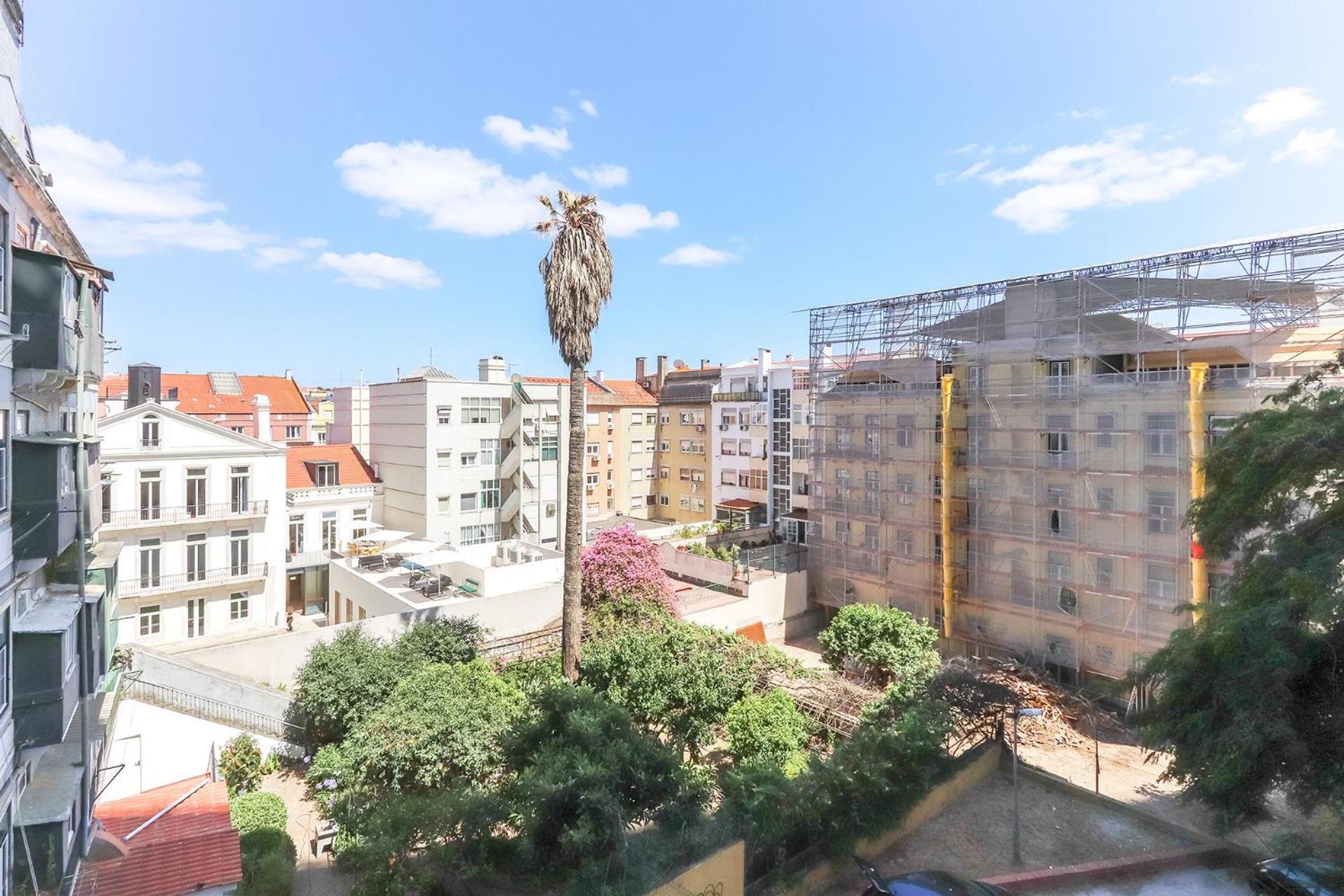 Alcantara Balcony By Homing Lissabon