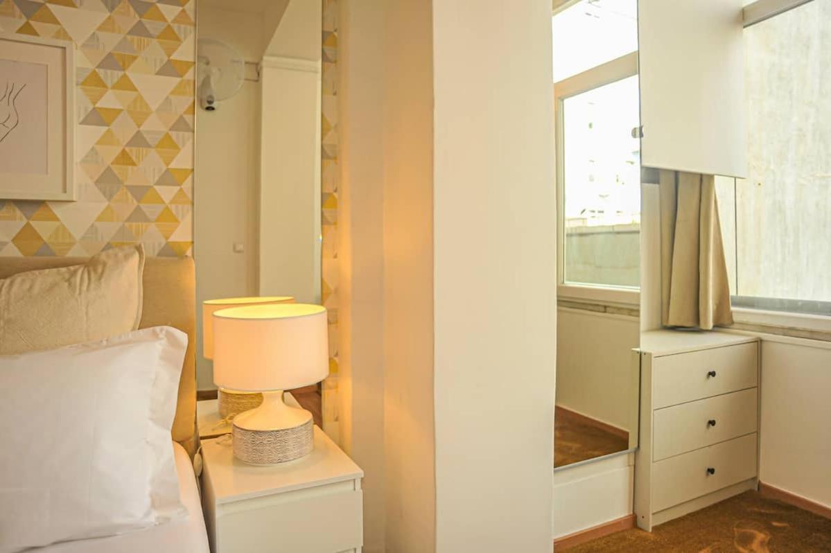 Marques De Pombal - 8 Bedroom *