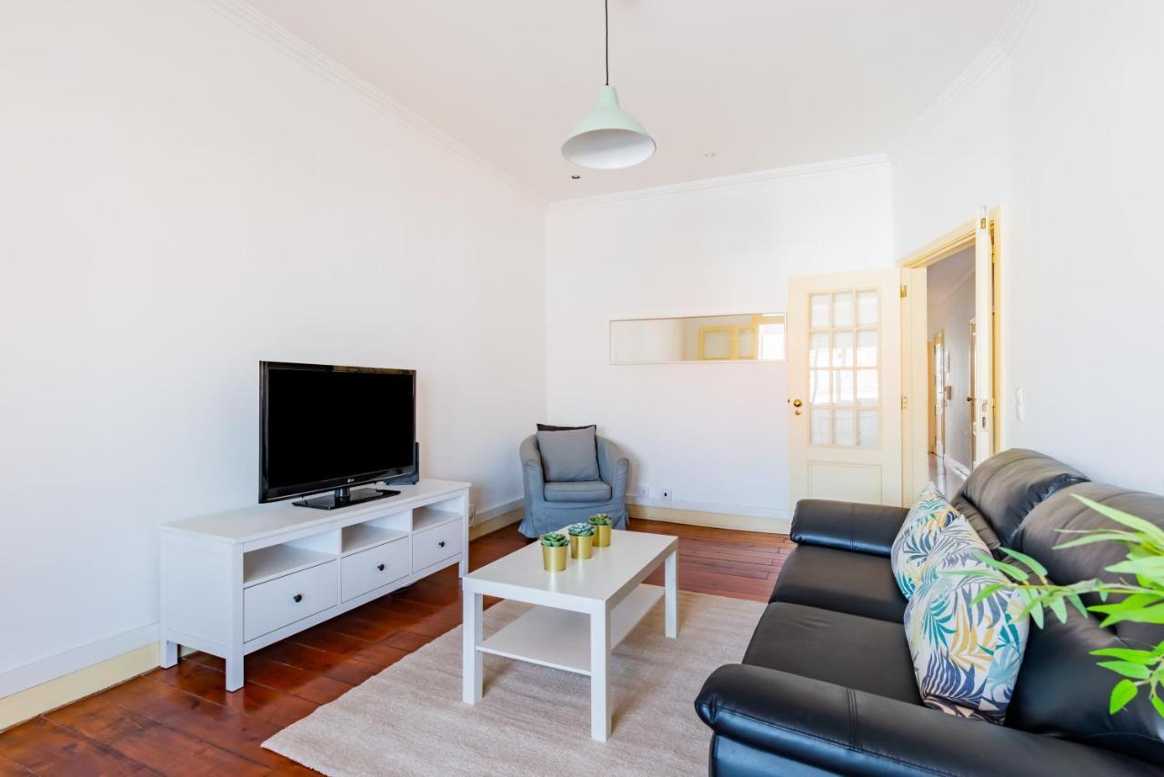 Almirante With 3 Bedrooms Lisboa