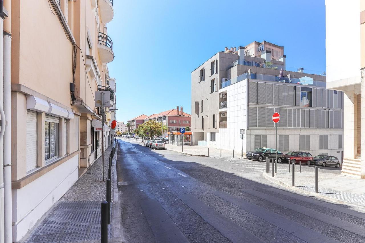 Penha De Franca Terrace By Homing * Lisboa