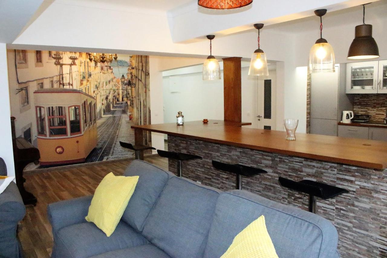 Apartment Santos Deluxe Lisbon
